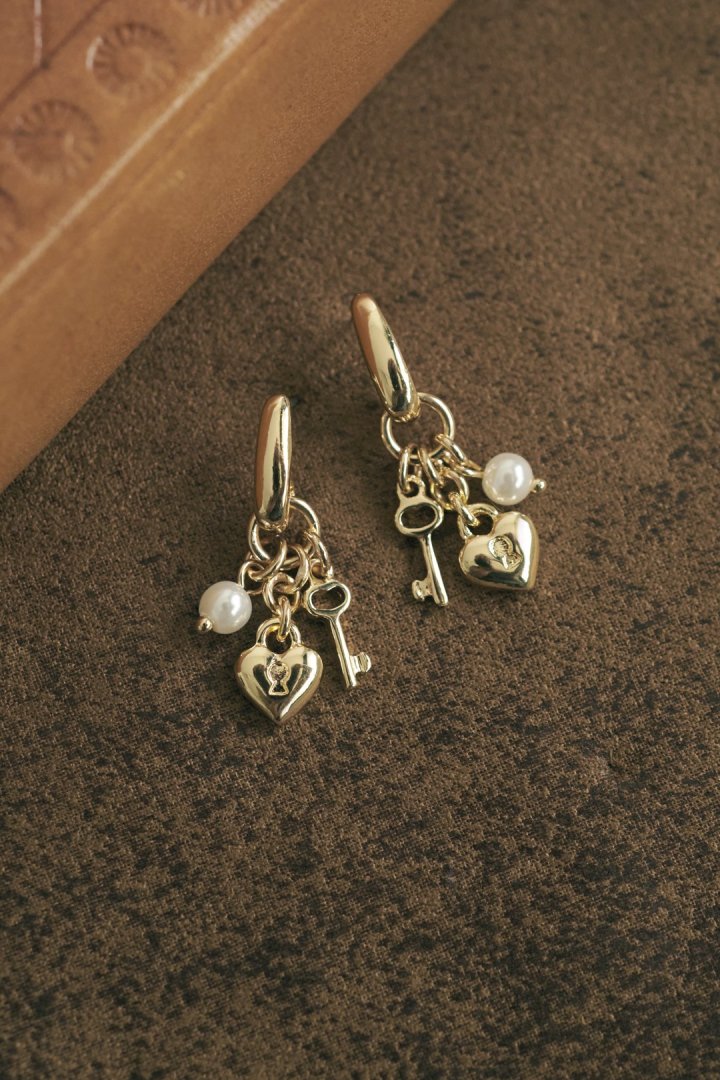 GOLDY Heart Key Charm Earrings