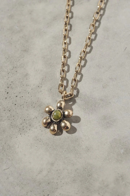 GOLDY Vintage Flower Necklace