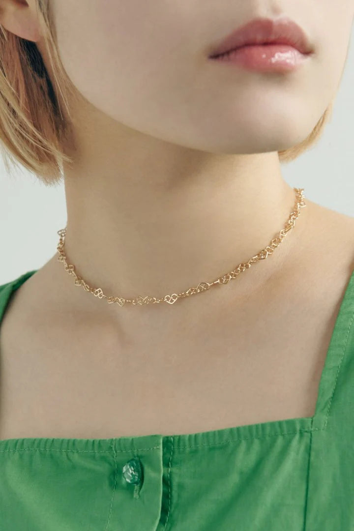 GOLDY heart line choker