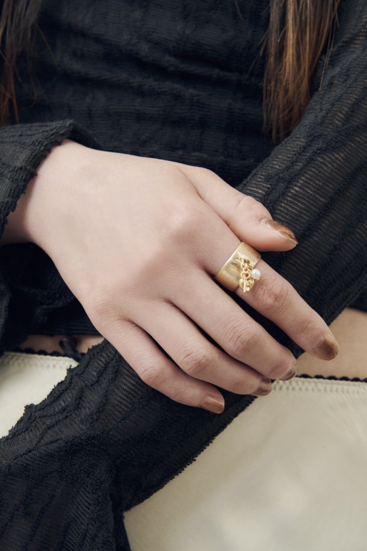 GOLDY Heart Key Charm Ring