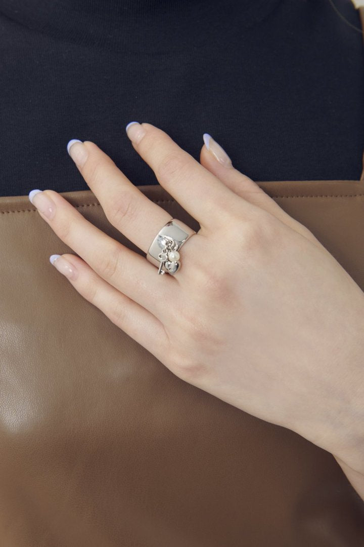 GOLDY Heart Key Charm Ring