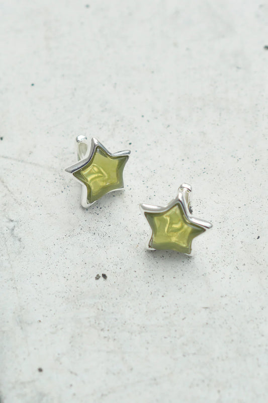 GOLDY Star Earrings