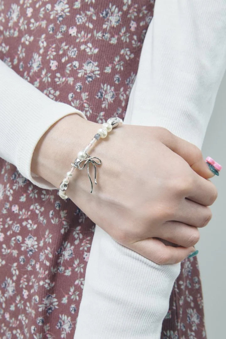 GOLDY multi-beaded bangle