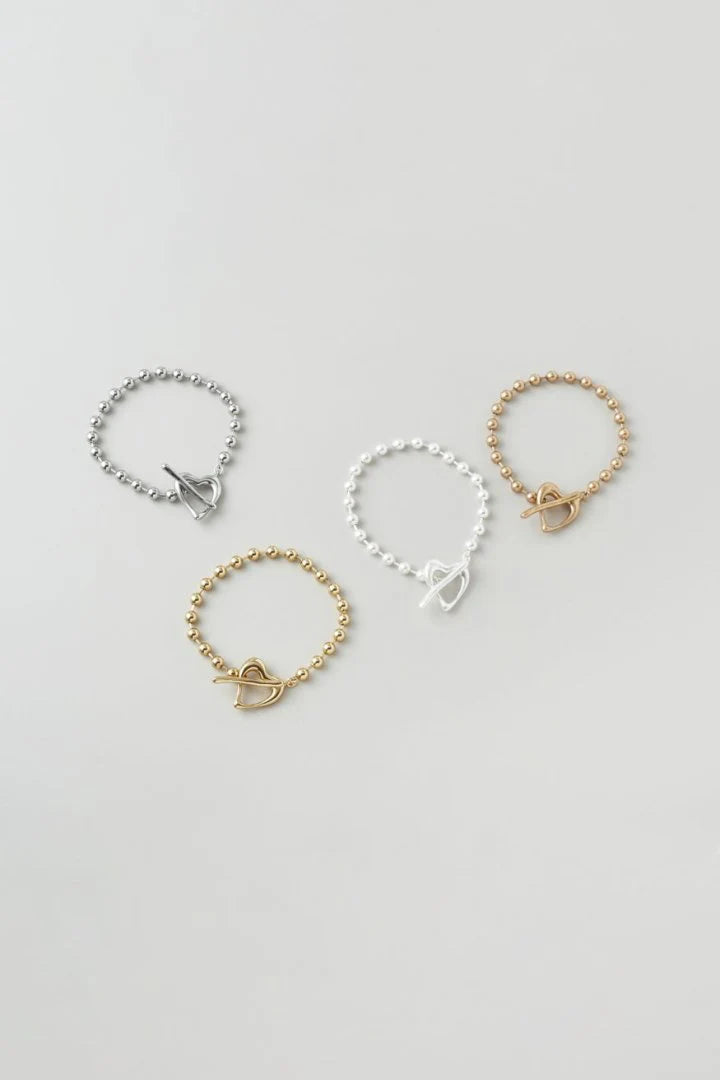 GOLDY Heart Ball Chain Bracelet