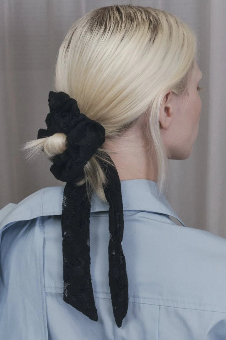 GOLDY lace hang chou chou