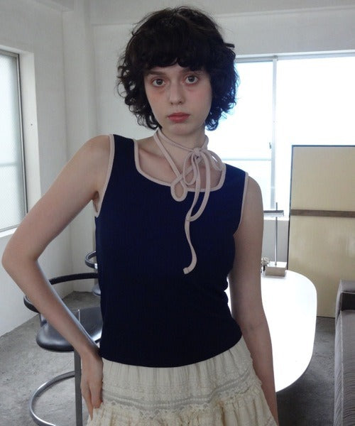 cup in bi color camisole