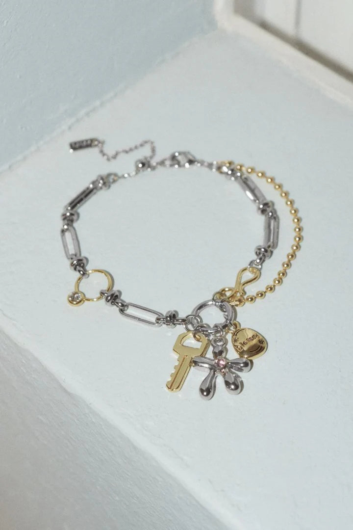 GOLDY Color Flower Charm Bracelet