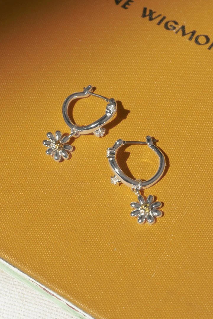 GOLDY Daisy Earrings