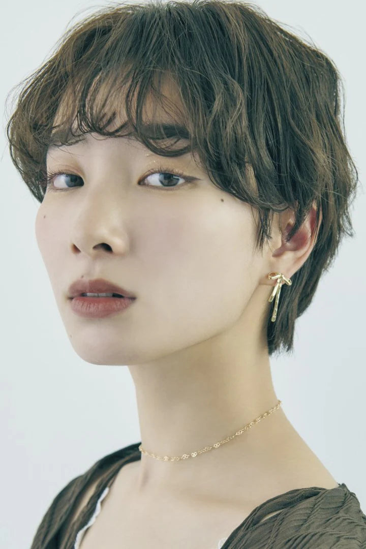 GOLDY slim Ribbon Earrings