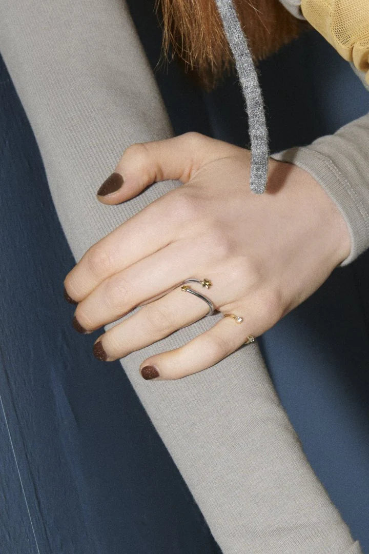 GOLDY micro asterisk set ring