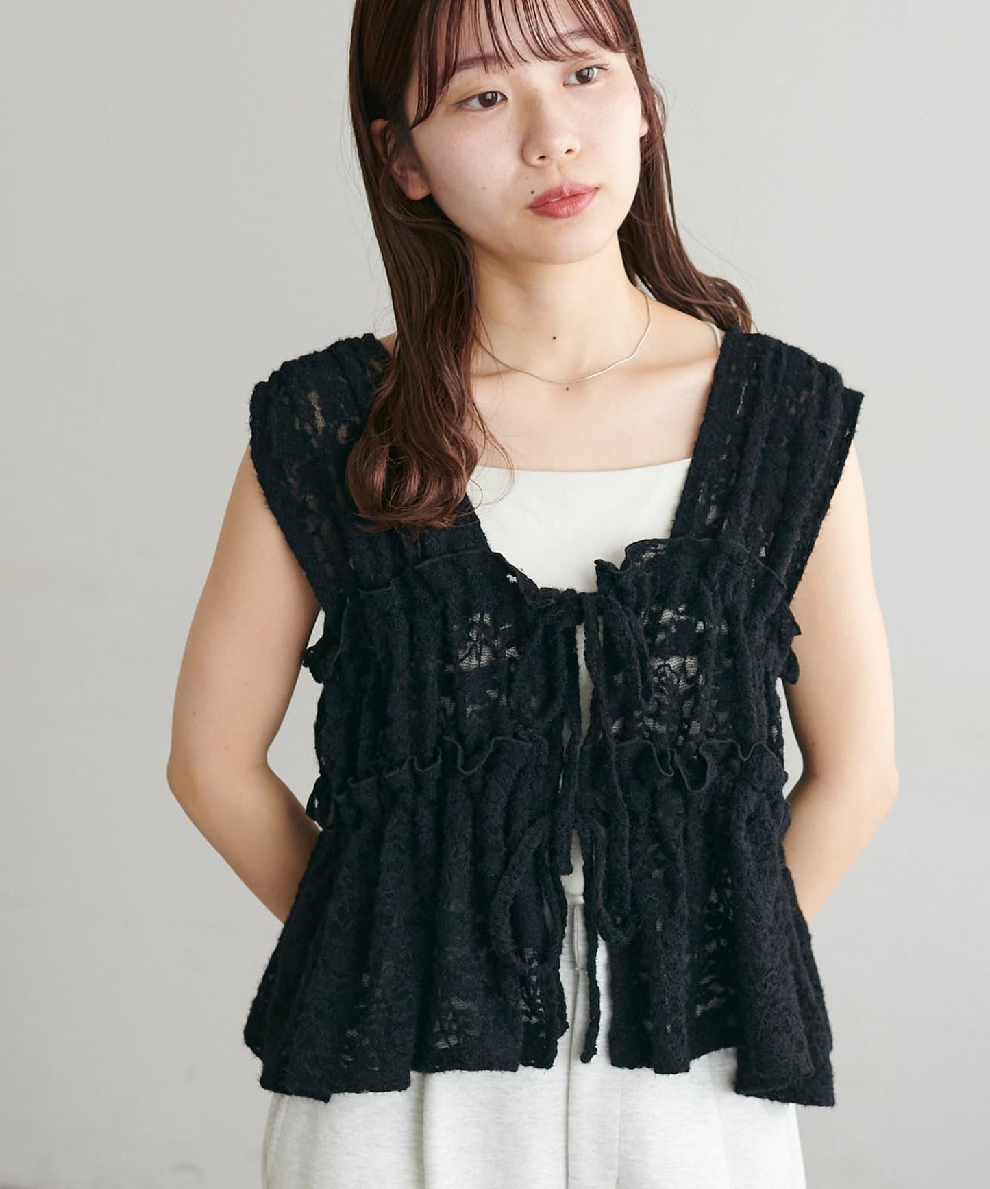 umm. By Discoat Lace 褶褶絲帶sleeveless