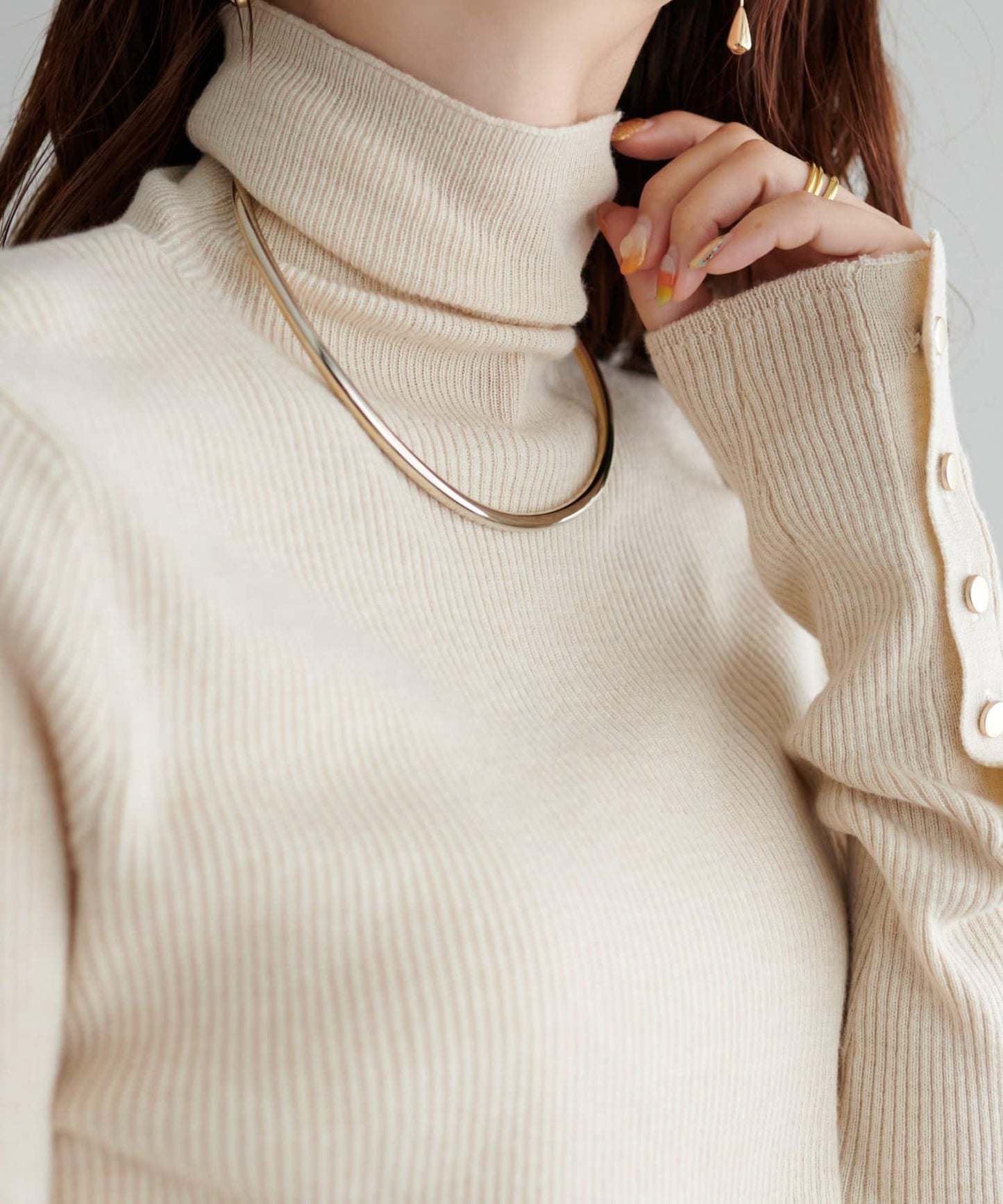 DISCOAT 鈕扣袖口羅紋高領衫