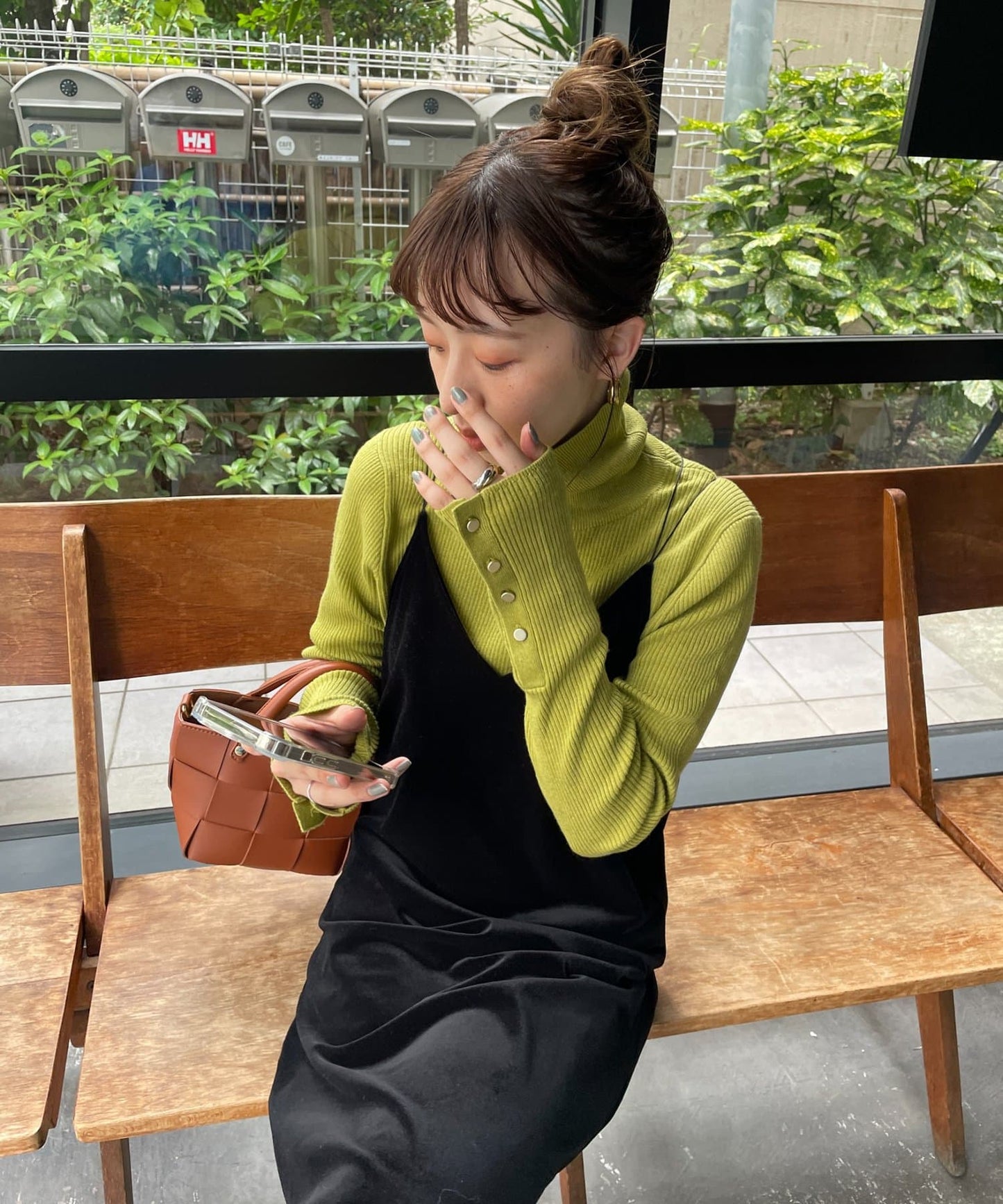 DISCOAT 鈕扣袖口羅紋高領衫