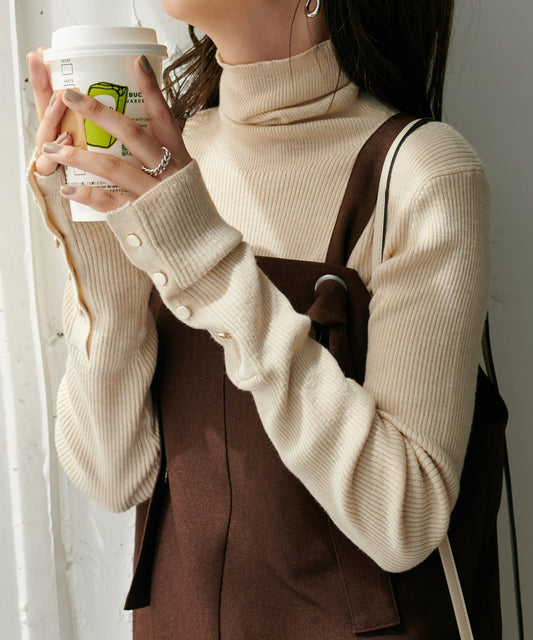 DISCOAT 鈕扣袖口羅紋高領衫