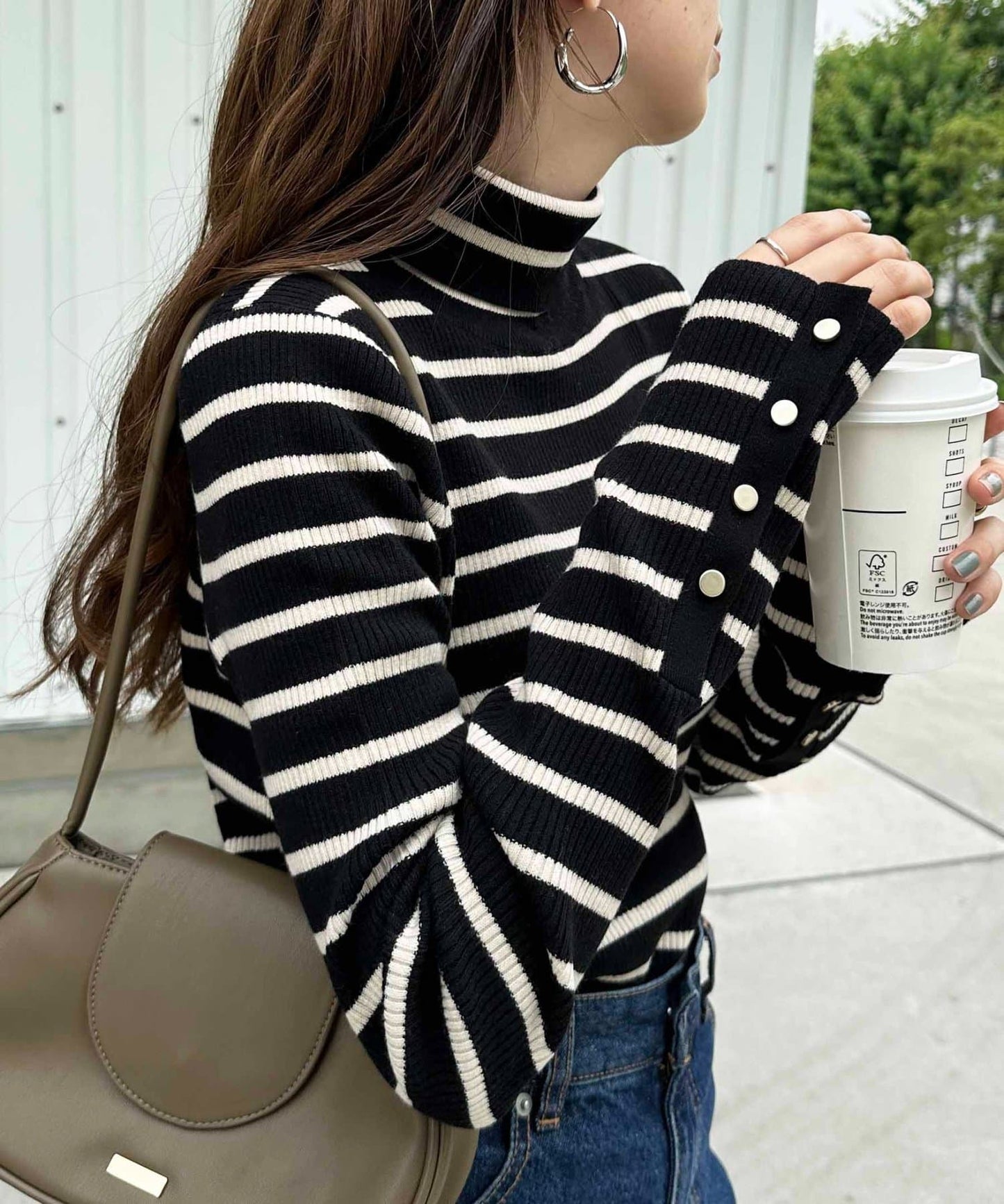 DISCOAT 鈕扣袖口羅紋高領衫