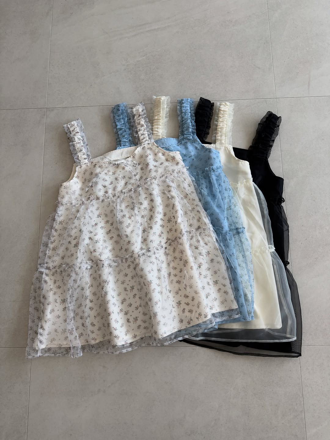 Kutir Ruffle肩帶紗紗 mini ops