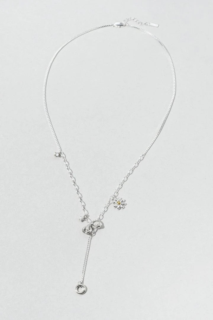 GOLDY Daisy Necklace