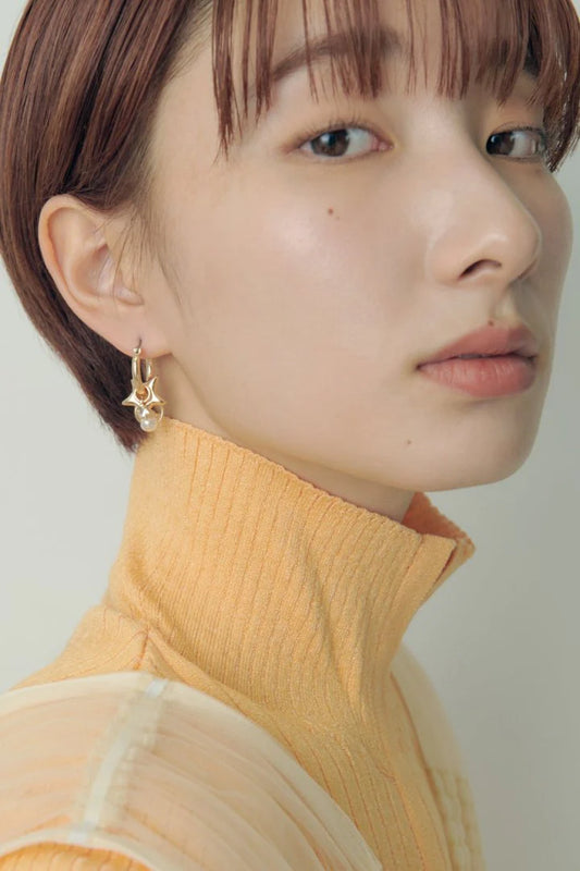 GOLDY Star Charm Earrings