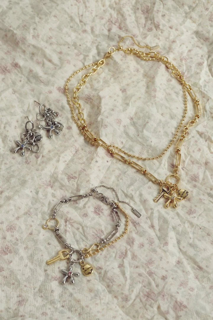 GOLDY Color Flower Charm Earrings