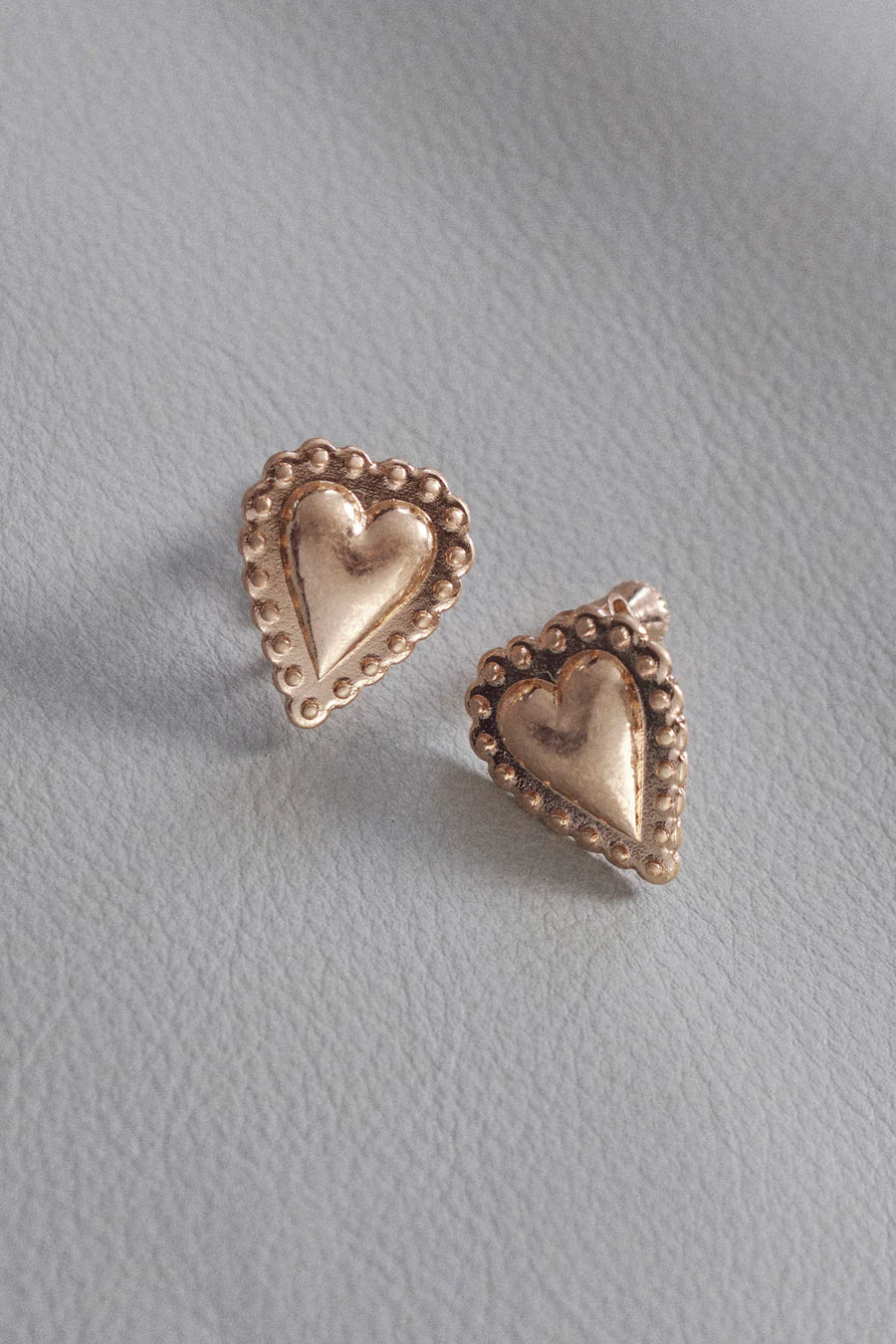 GOLDY Vintage Heart Earrings