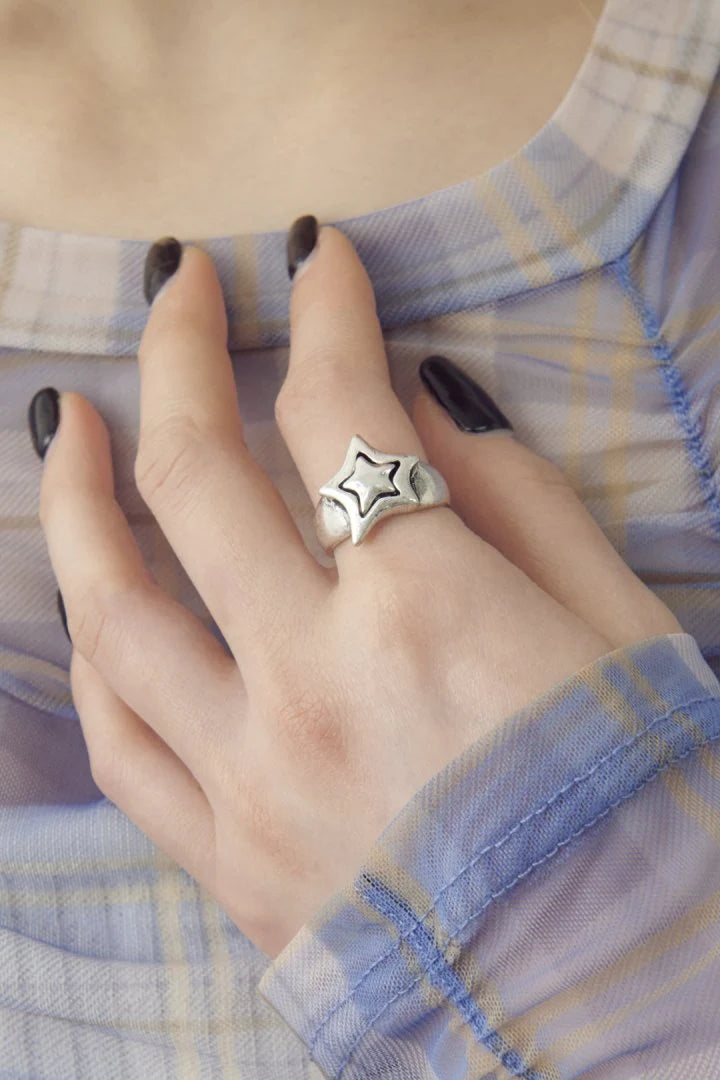 GOLDY Vintage Layered Star Ring
