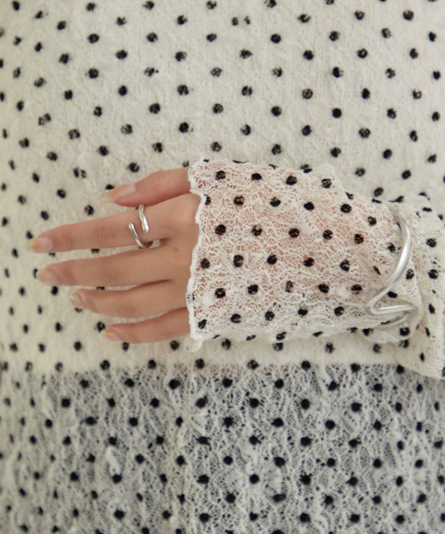 mystic 波點 lace Top