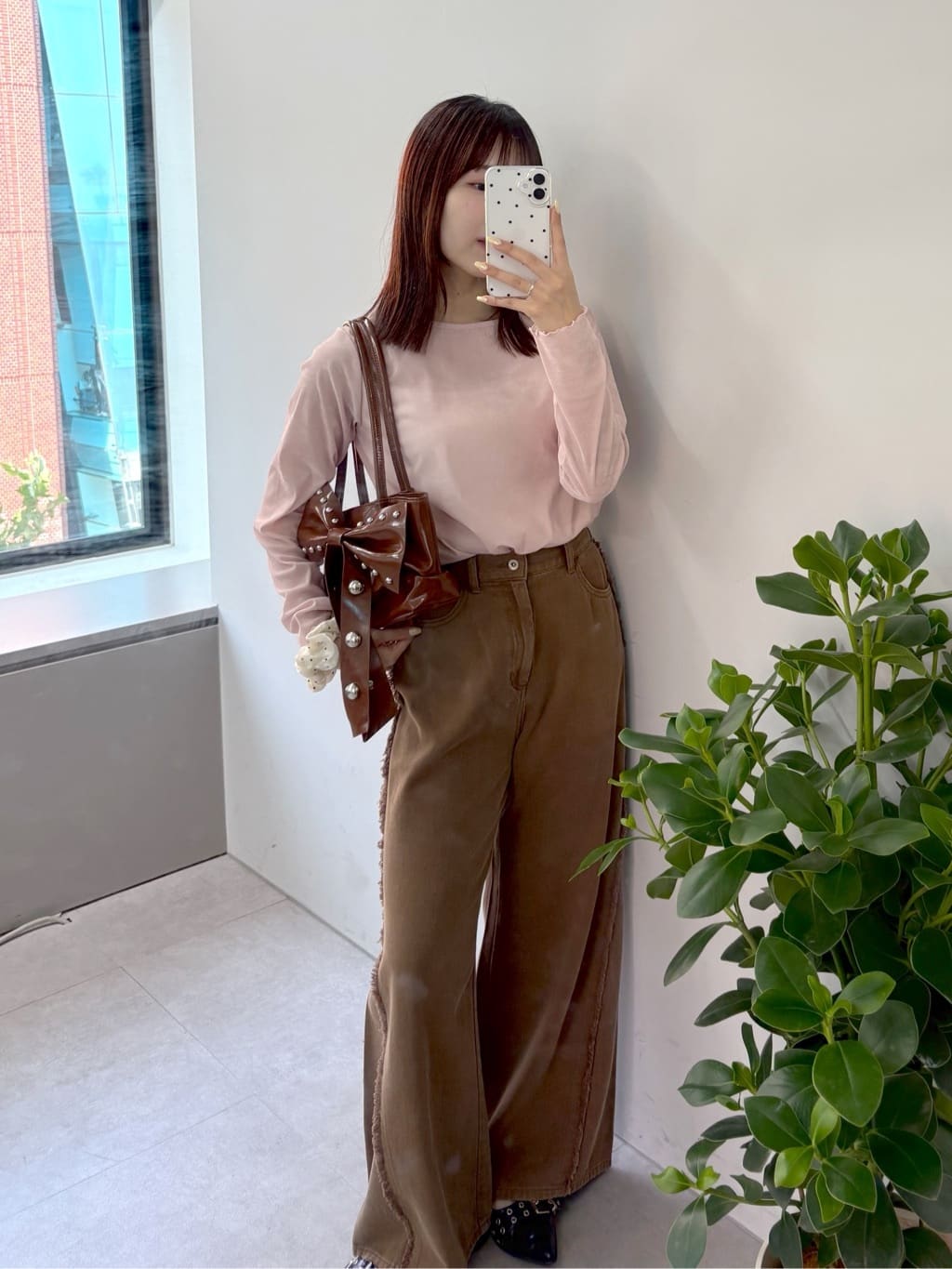 w closet Ribbon Shoulder Bag