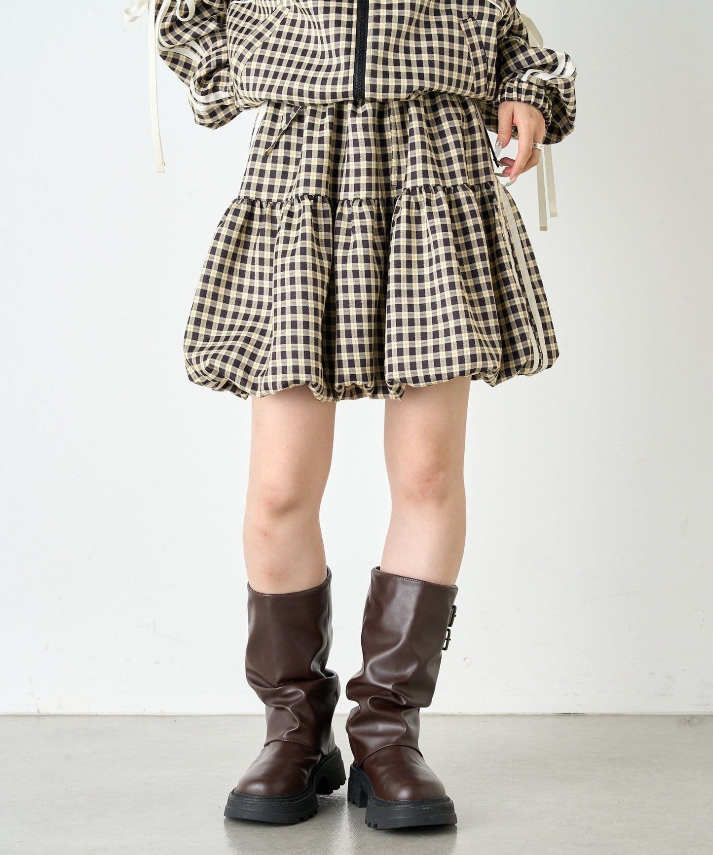 w closet Check line balloon skirt