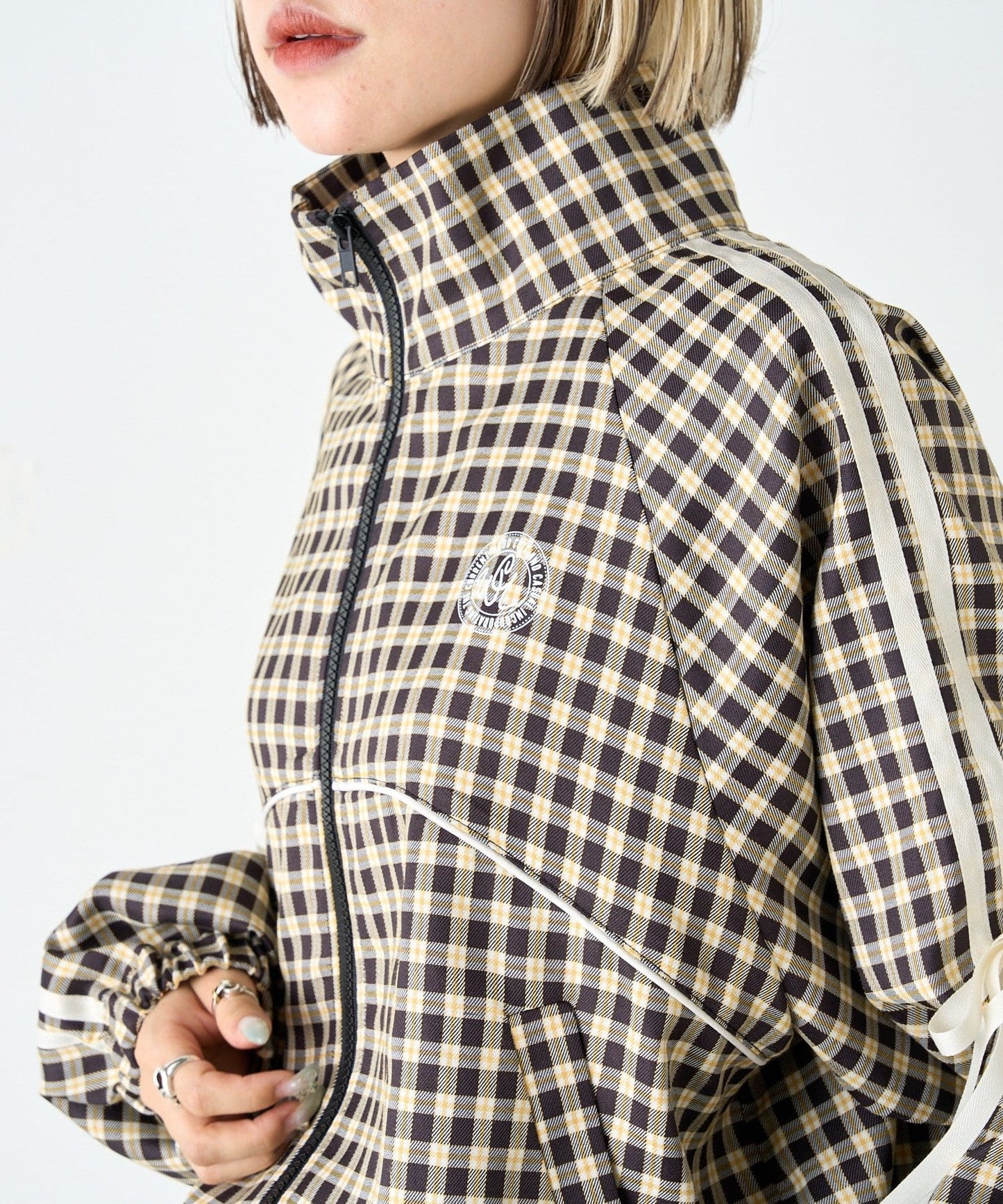 w closet Check line blouson