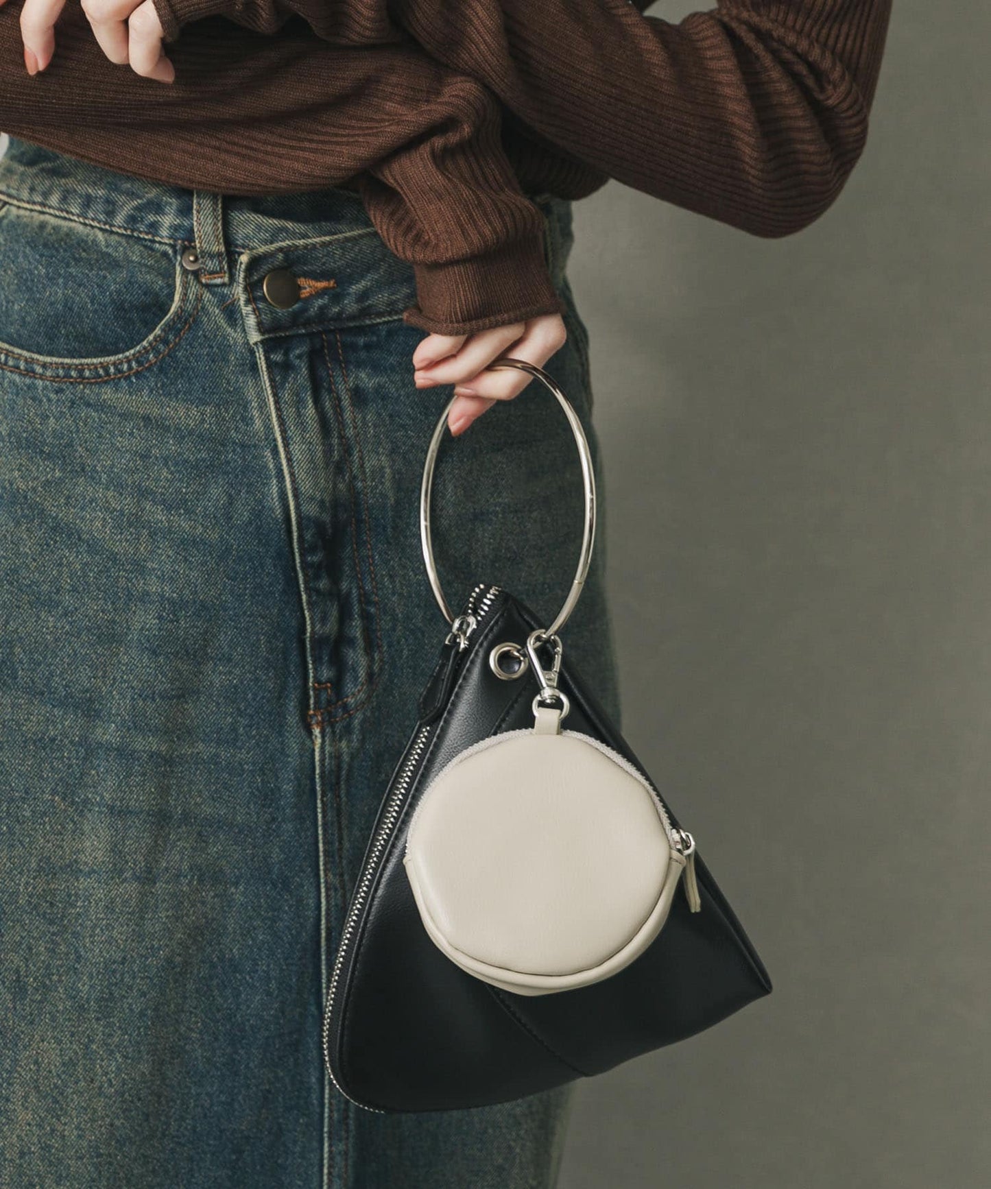 SENSE OF PLACE Hoop Handle Bag