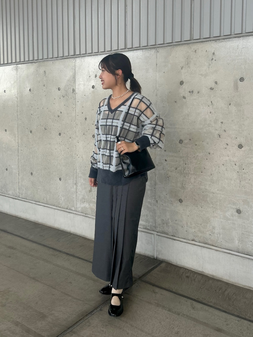 KBF sheer check feather knit