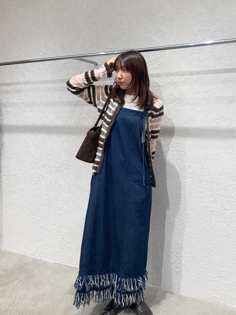 KBF sheer border feather knit