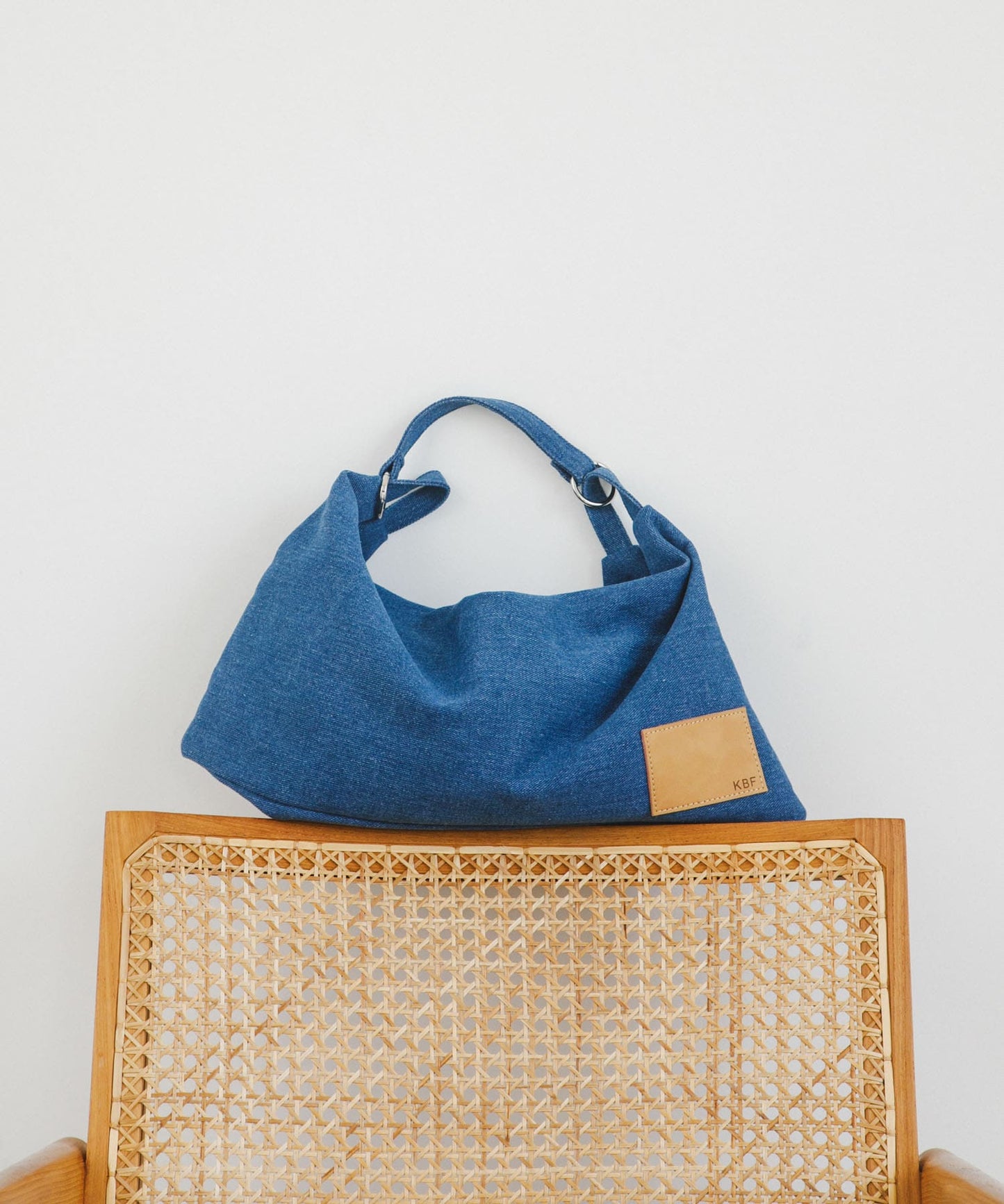 KBF 2-way handle design BAG