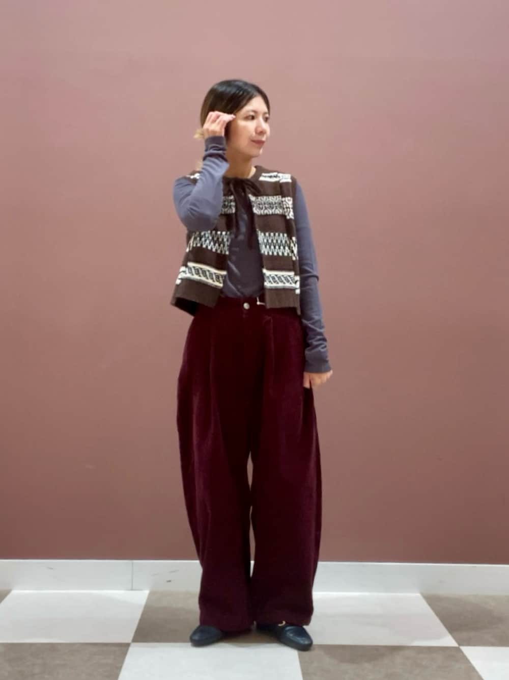 KBF 圖騰綁帶背心