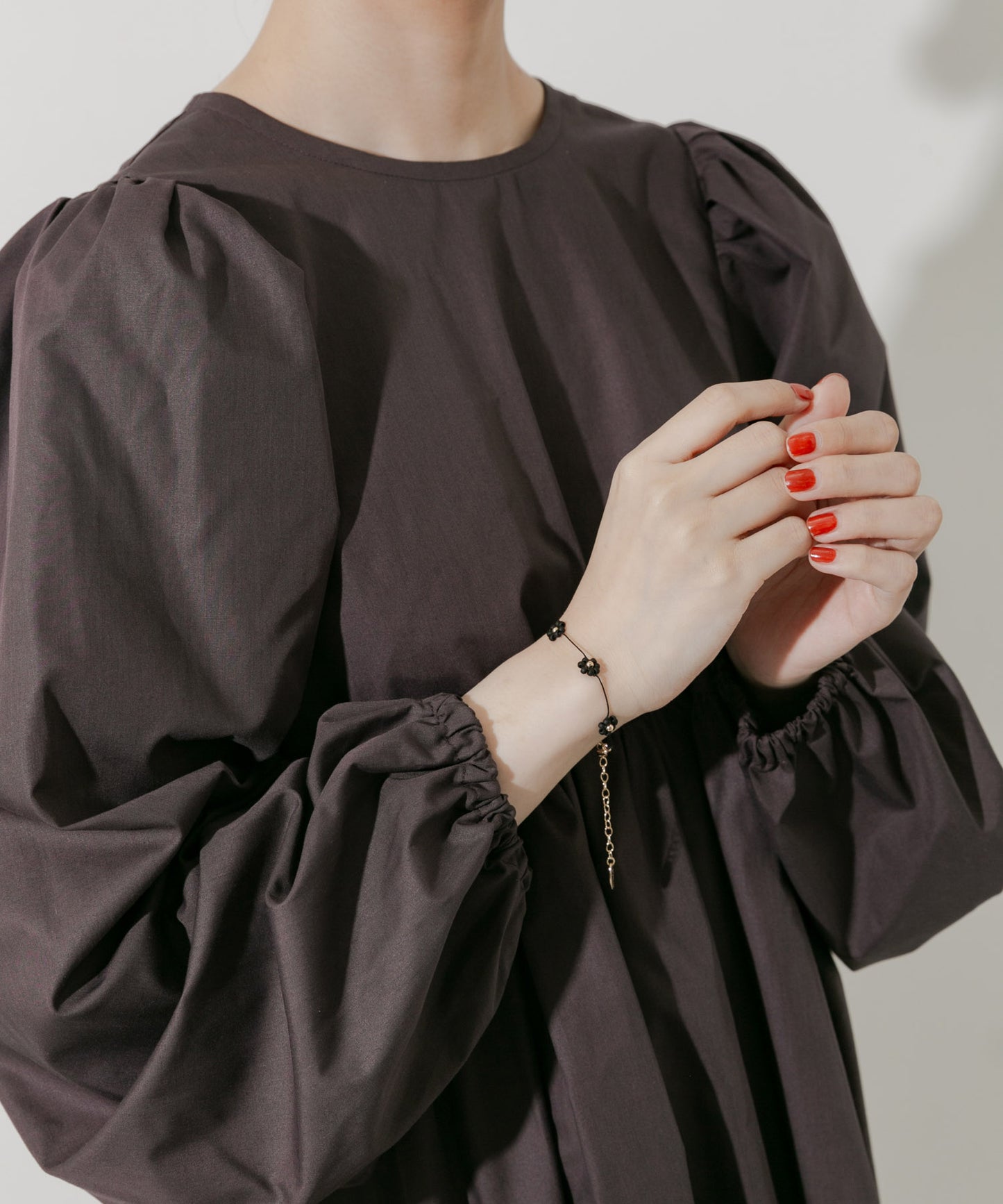 SMELLY Flower motif bracelet