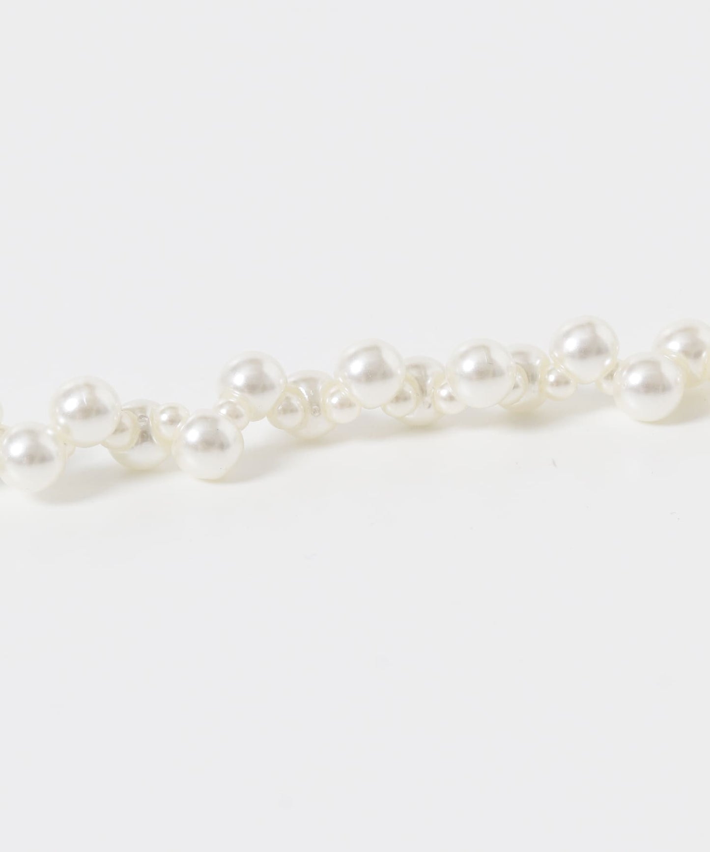 SMELLY Random pearl necklace