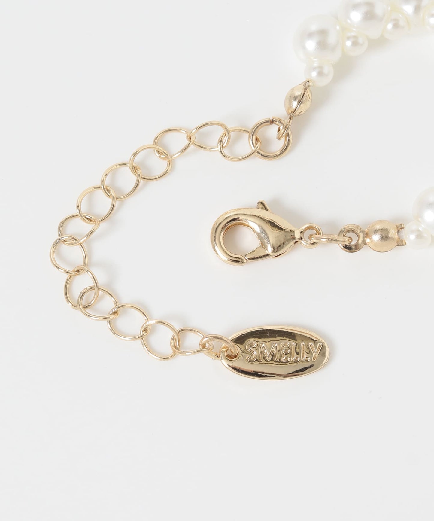 SMELLY Random pearl necklace