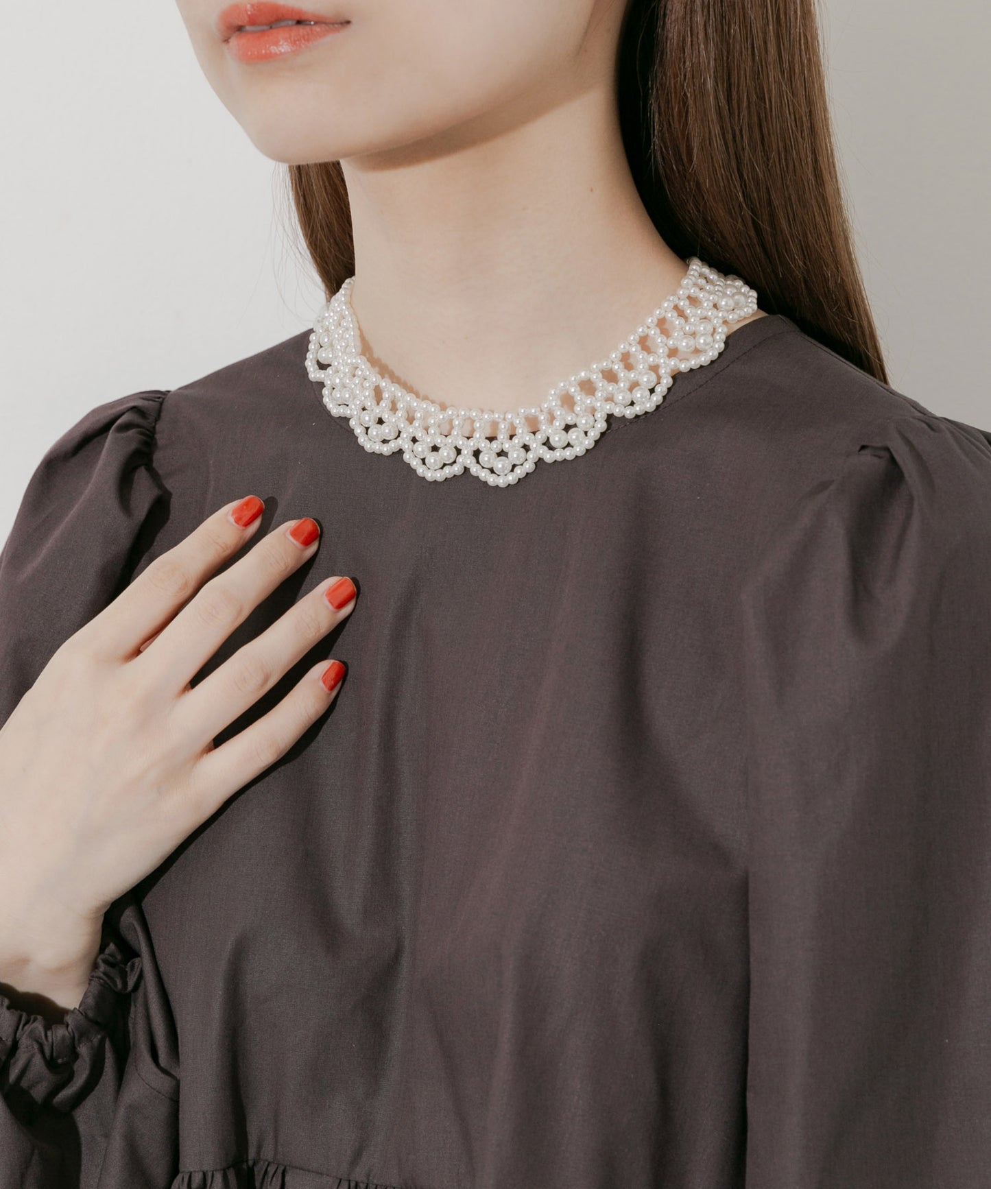 SMELLY Pearl Color Choker Necklace