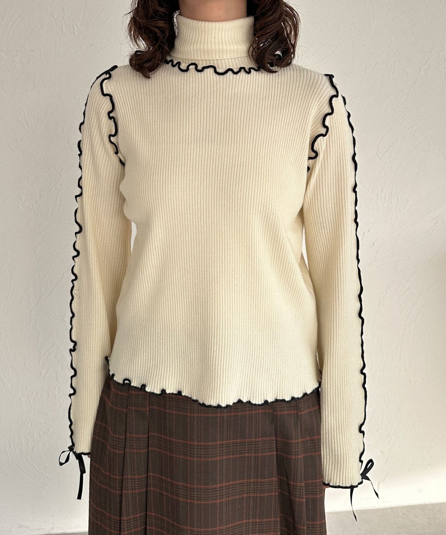 Kutir Ribbon 高領拼色 Knit