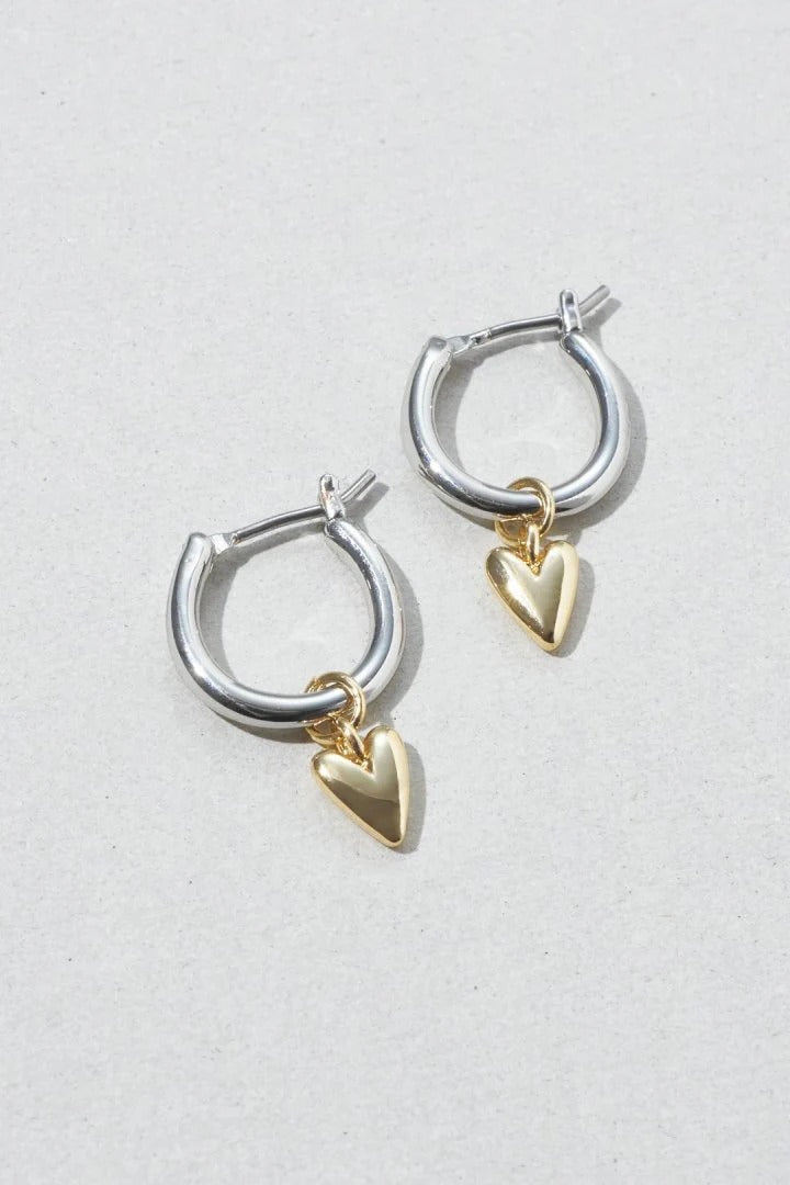 GOLDY Simple Heart Earrings