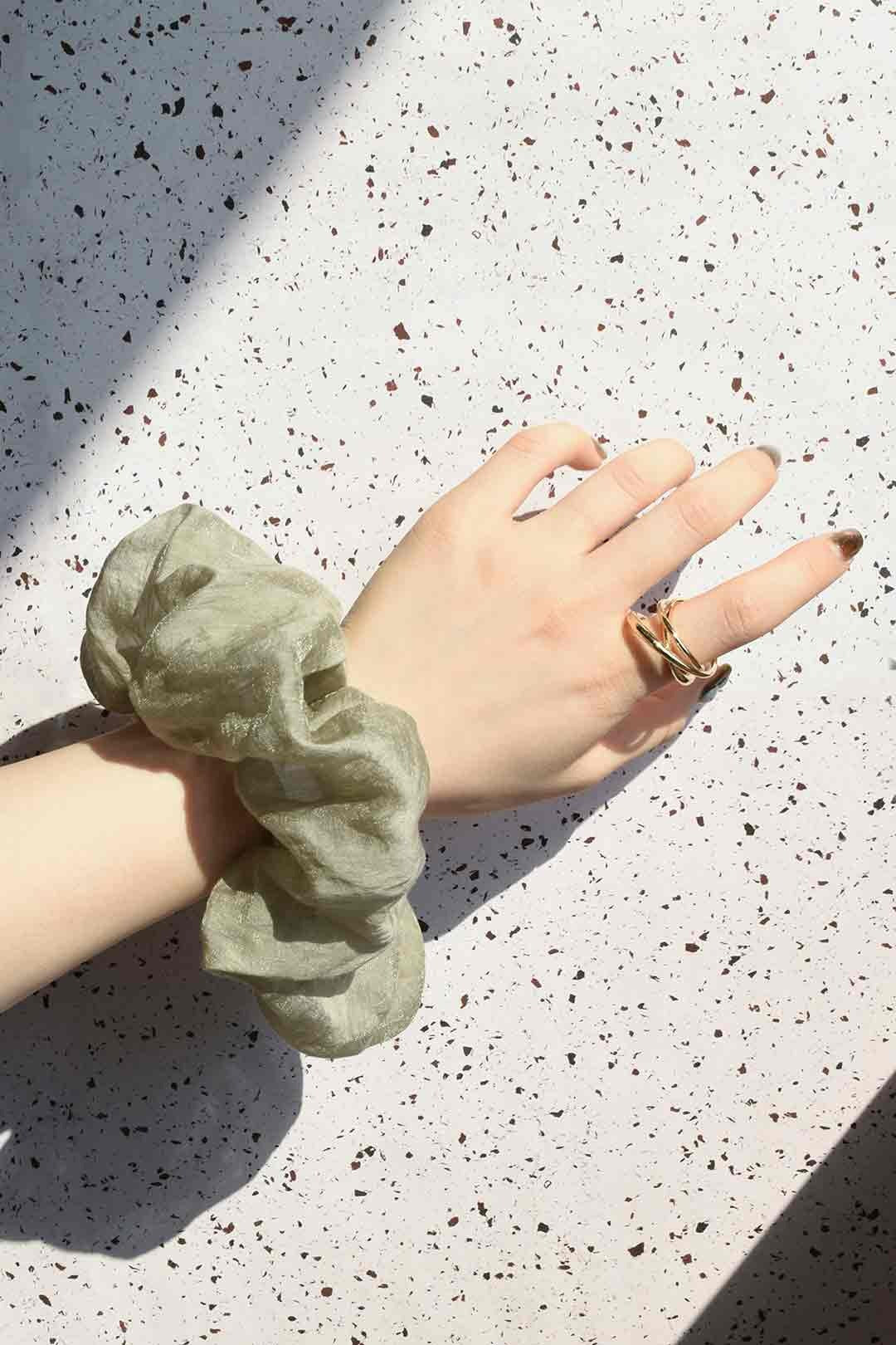 GOLDY Metal Coil Ring