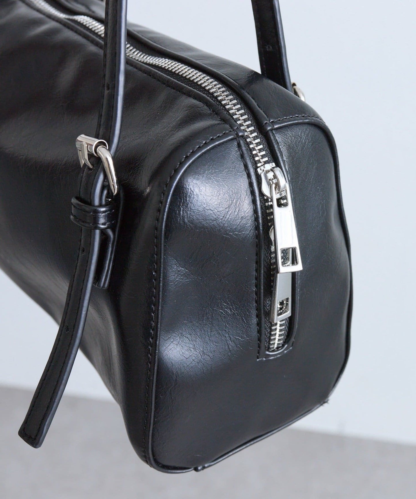 Mystic Loti Boston Bag