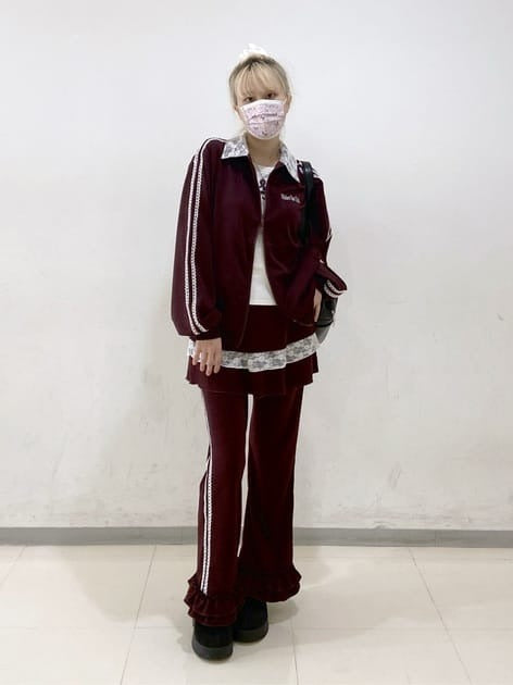 WC lace collar track jacket