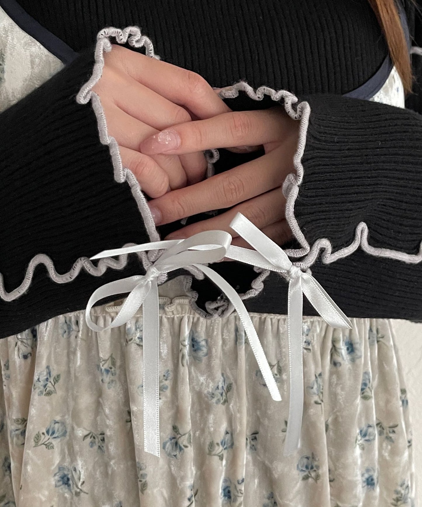 Kutir Ribbon 高領拼色 Knit