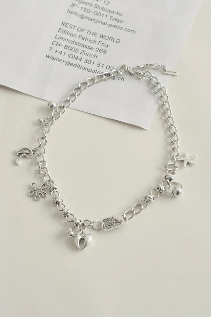 GOLDY Charm Necklace