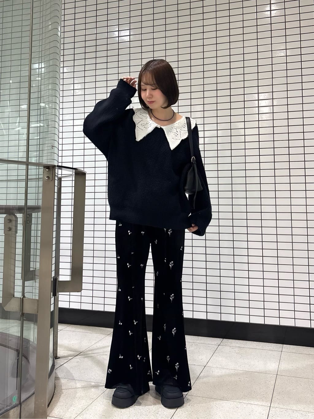 Kastane Lace / Velour flare pants - Image 28