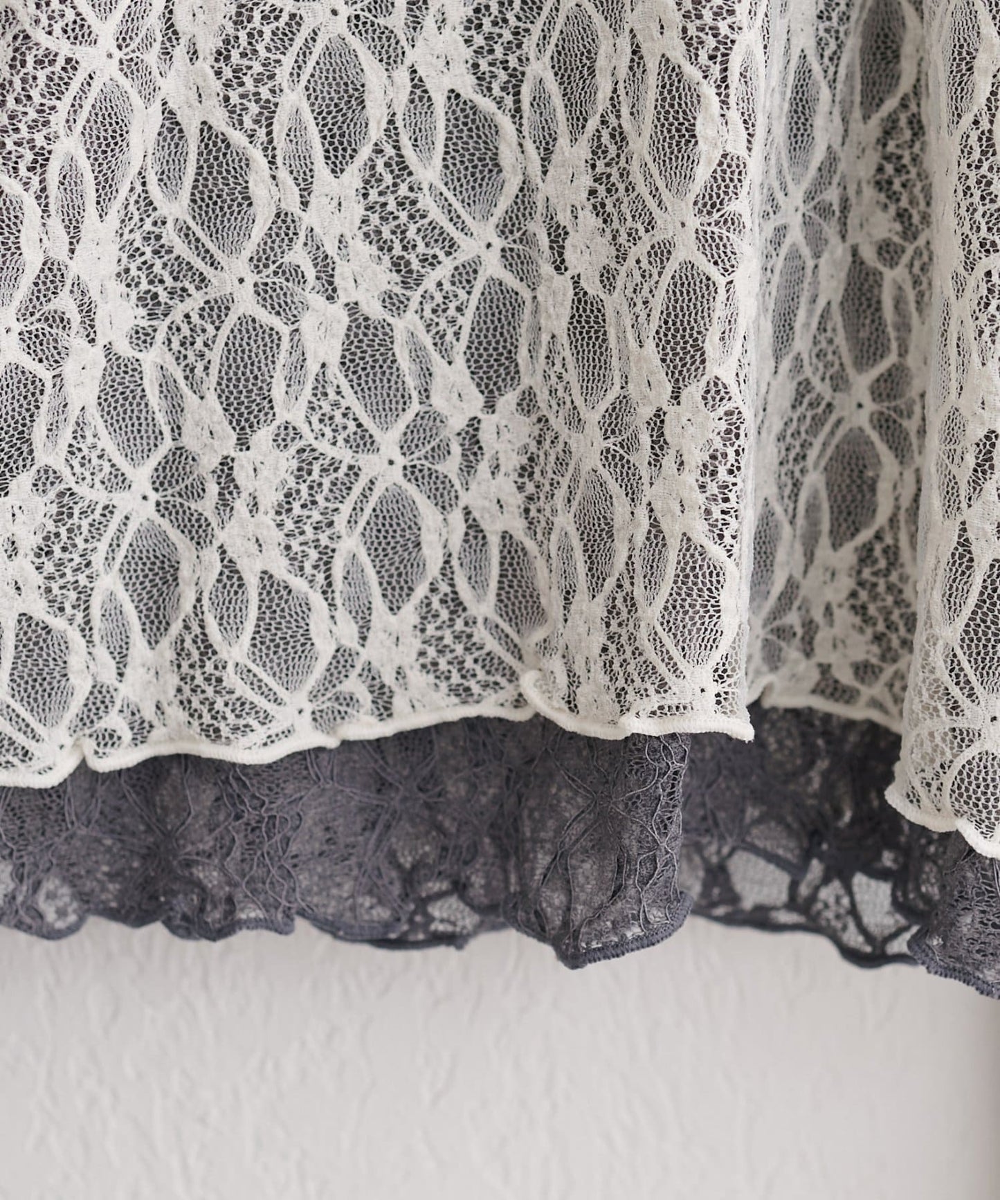 「高領 Version」natural couture 雙面兩色Lace Top