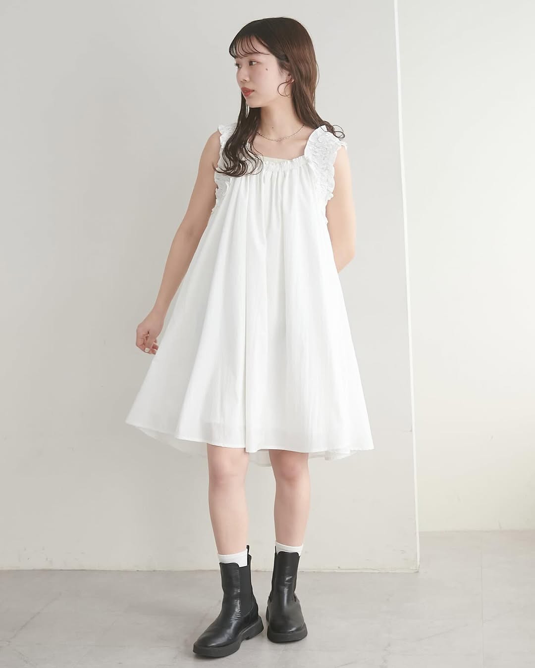 [現貨] umm. By Discoat 荷葉邊肩帶mini ops