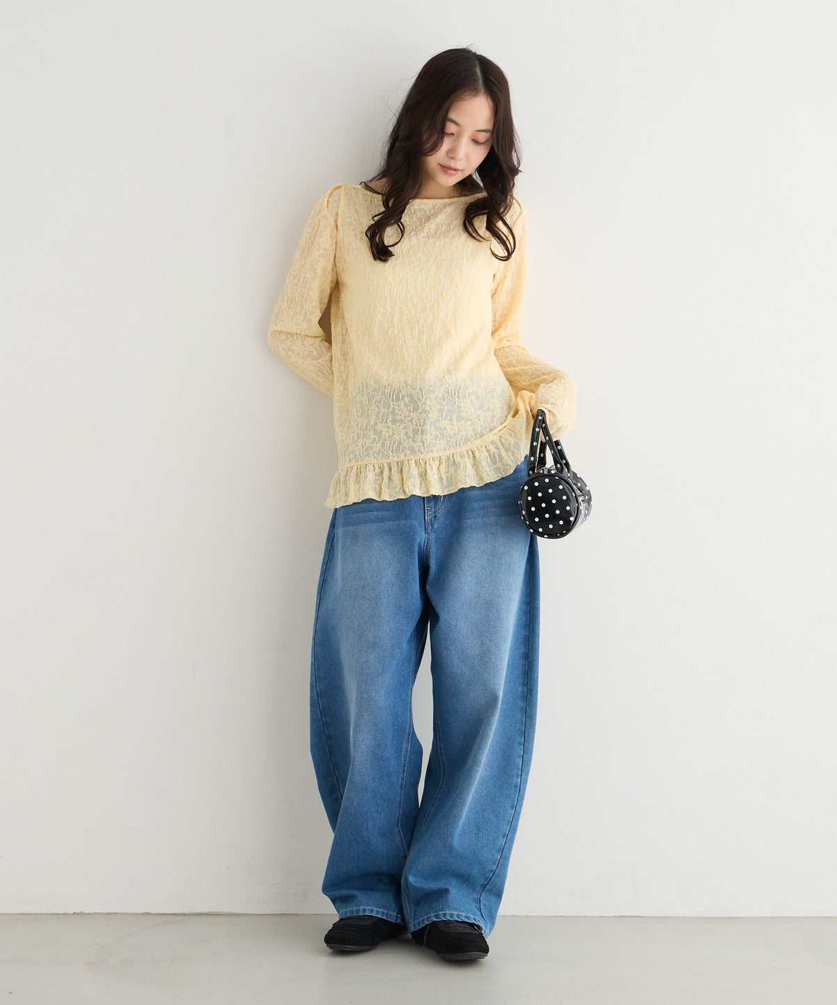 forksy. flower lace 船領木耳邊Top - Image 37