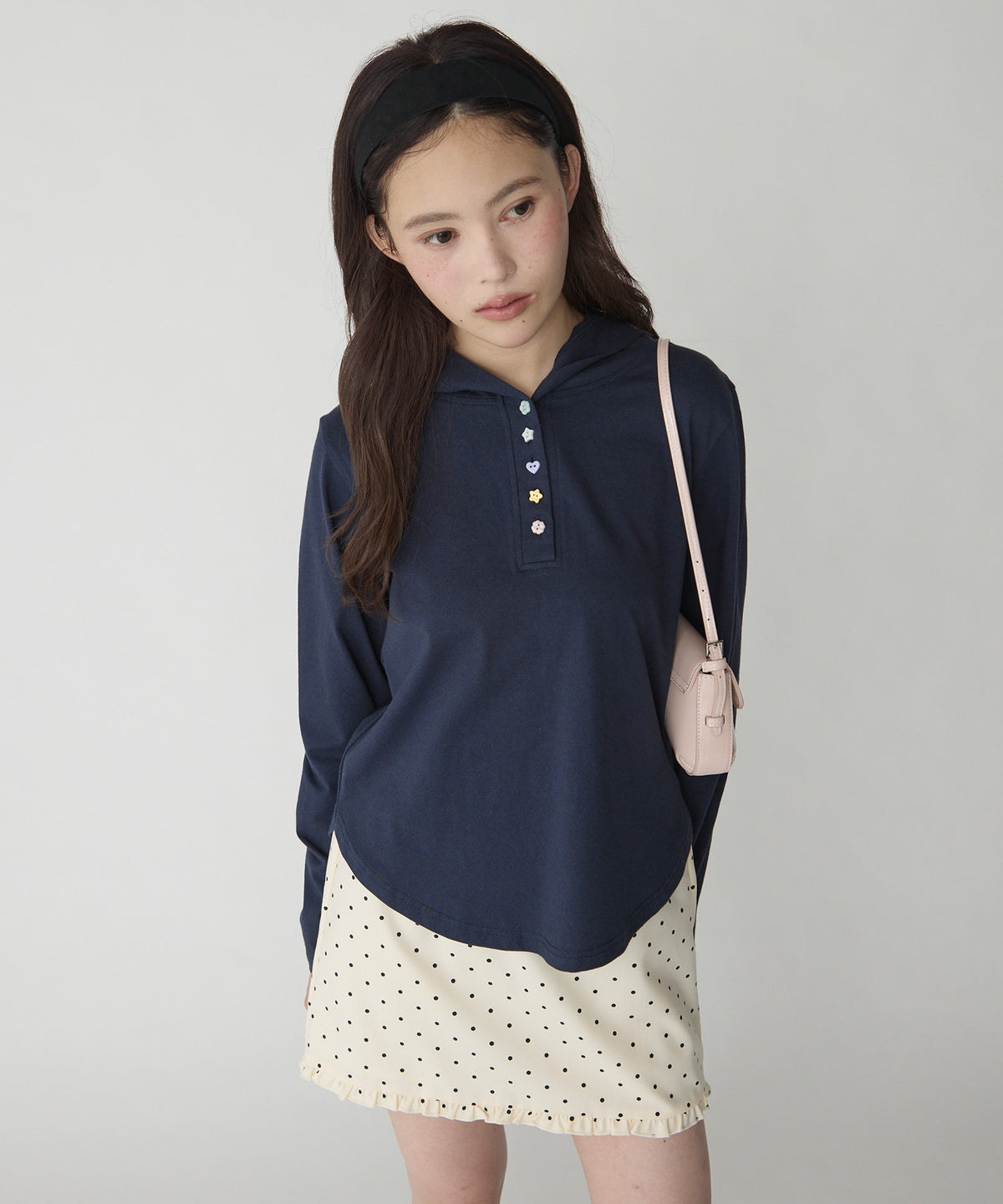 unblend 彩色紐 Henley Neck Hoodie Top - Image 20